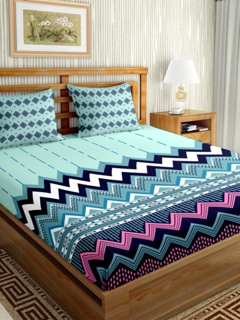 

BELLA CASA Blue & White Geometric 144 TC King Bedsheet with 2 Pillow Covers