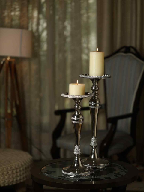 

Amoliconcepts Silver-Toned Sparkling Pillar Candle Stand With Rhinestone