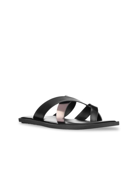 

SKO Men Black & Gunmetal-Toned Leather Comfort Sandals