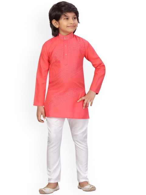 

LITTLE MAFIA BY Aarika Boys Pink Embroidered Pure Cotton Kurta with Pyjamas
