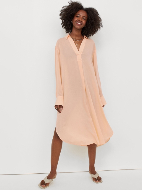 

H&M Women Peach-Coloured Solid Lyocell-Blend Shirt Dress