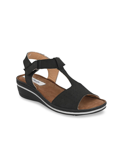 

Delize Black Leather Wedge Sandals