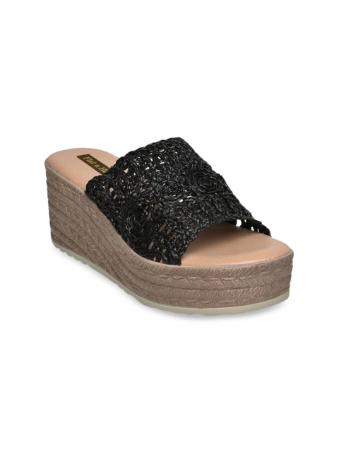 

Flat n Heels Black Flatform Mules