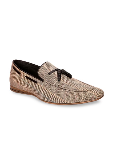 

San Frissco Men Beige Textured Leather Loafers