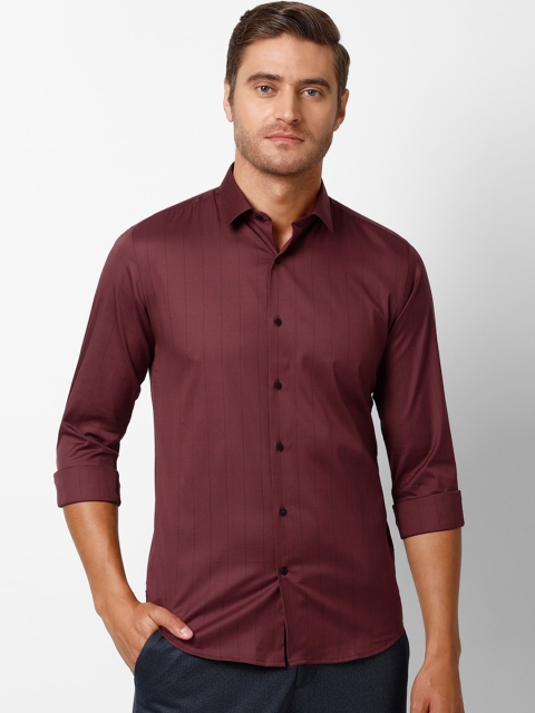 

Louis Philippe Sport Men Maroon Windowpane Checked Slim Fit Casual Shirt