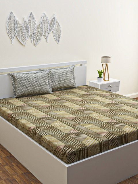 

HOME AFFAIRS Olive & Beige Geometric 180 TC King Bedsheet with 2 Pillow Covers