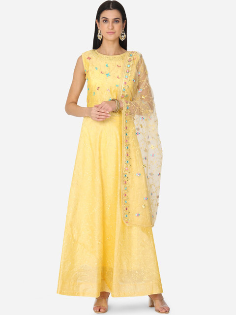 

BOMBAY SELECTIONS Women Yellow Floral Embroidered Chanderi Cotton Kurta Set With Dupatta