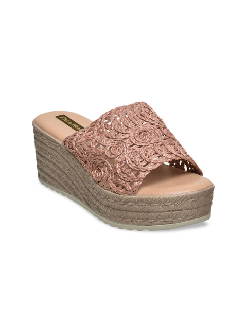 

Flat n Heels Pink Wedge Mules