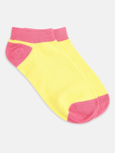 

Honey by Pantaloons Women Yellow Colourblocked Ankle-Length Socks