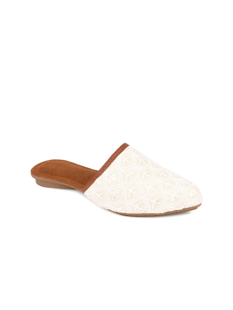 

DESI COLOUR Women White Embellished Mules