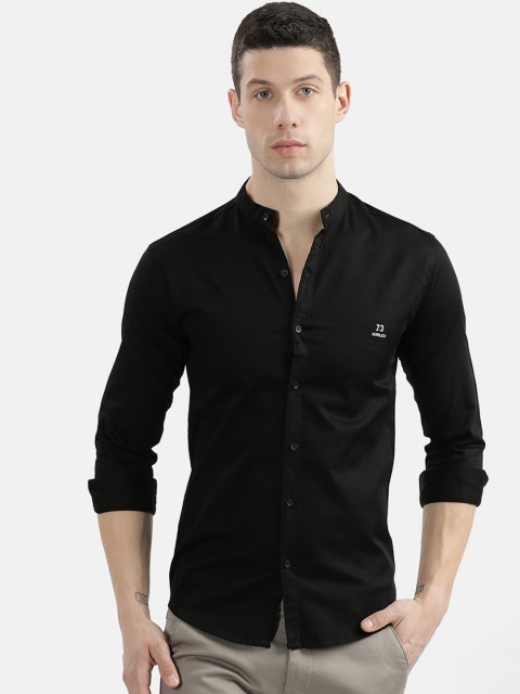 

V2 Value & Variety Men Black Casual Shirt