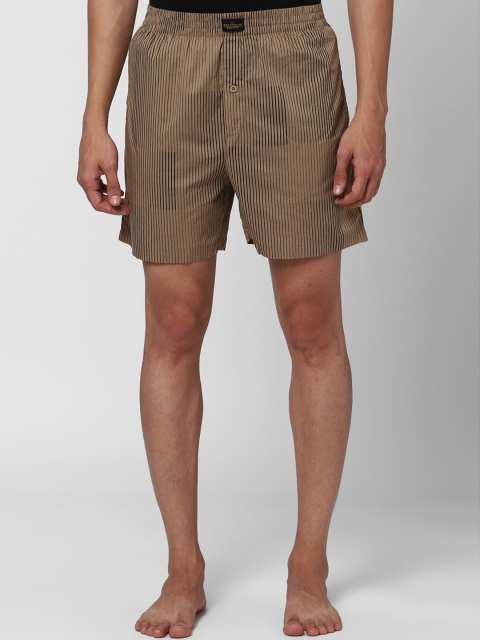 

Peter England Men Beige & Navy Blue Striped Pure Cotton Boxers-PEBSWRGBN71459