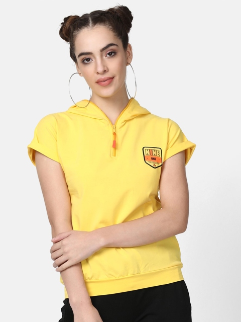 

V2 Value & Variety Yellow Solid Hooded Regular Top