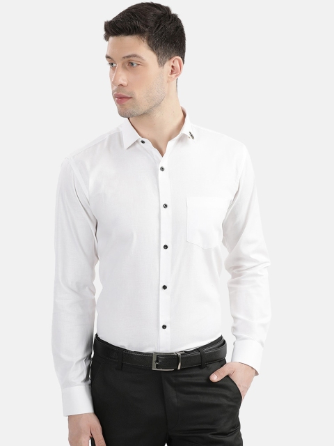 

V2 Value & Variety Men White Casual Shirt