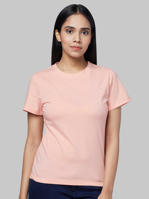 

Park Avenue Woman Peach T-shirt