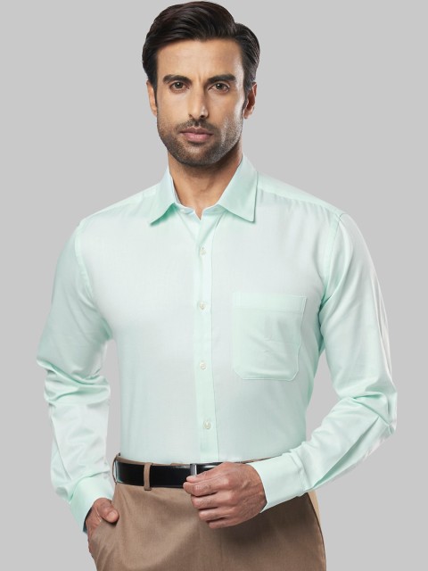 

Raymond Men Green Solid Formal Shirt