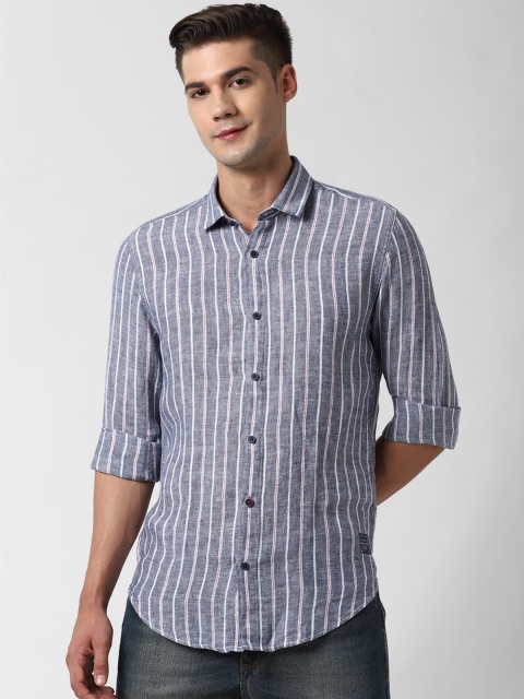 

Peter England Casuals Men Grey Slim Fit Striped Casual Shirt