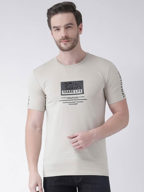 

Rex Straut Jeans Men Beige & Black Typography Printed Slim Fit Cotton T-shirt