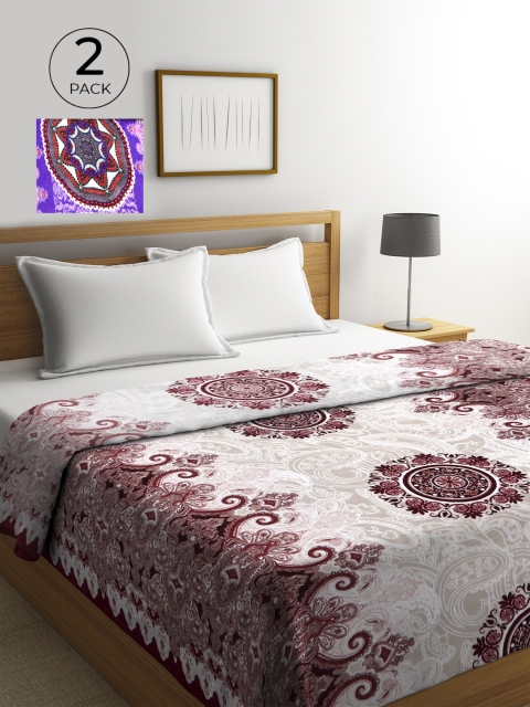 

KLOTTHE Beige & Maroon Set of 2 Ethnic Motifs AC Room 300 GSM Double Bed Comforter