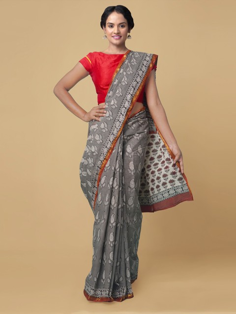 

Unnati Silks Grey & White Ethnic Motifs Zari Pure Cotton Bagru Handloom Saree