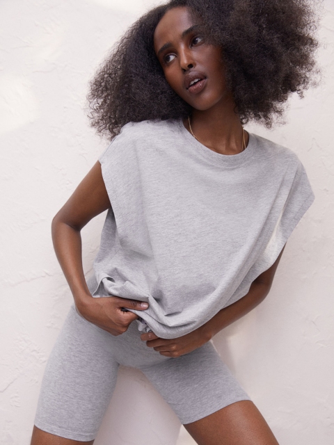 

H&M Women Grey Solid Cycling Shorts