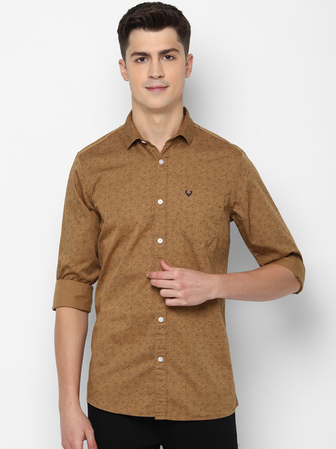 

Solly Jeans Co Men Khaki Floral Printed Casual Shirt
