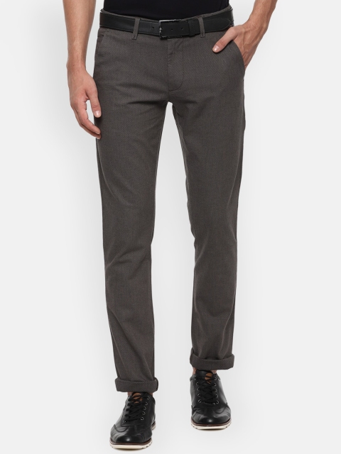 

V Dot Men Brown Textured Slim Fit Chinos Trousers