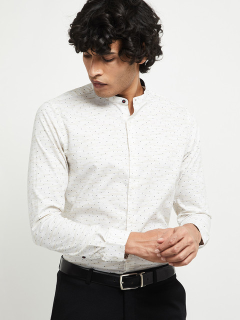 

max Men Beige & Navy Blue Slim Fit Printed Cotton Casual Shirt