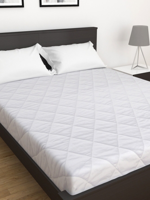 

Home Centre White 150 TC Queen Bedsheet with 2 Pillow Covers