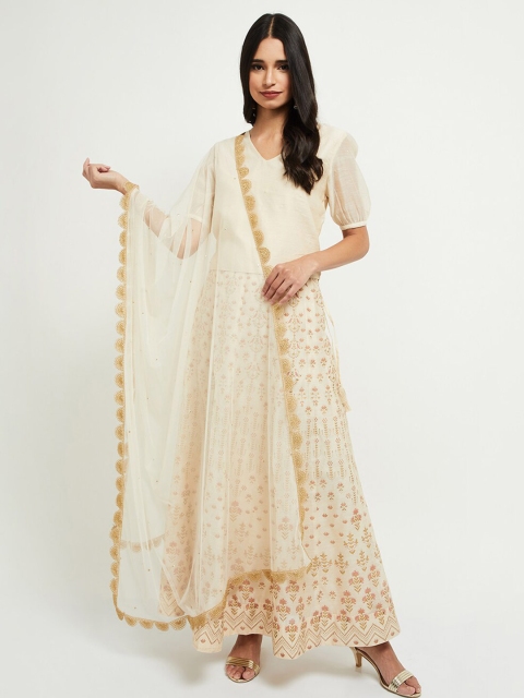 

max Off White & Gold-Toned Embroidered Dupatta with Zari