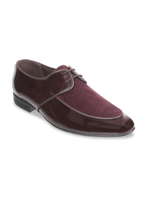 

Mochi Men Maroon Textured Leather Formal Derbys