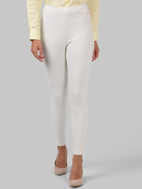 

Park Avenue Woman White & Black Striped Slim-Fit Jeggings