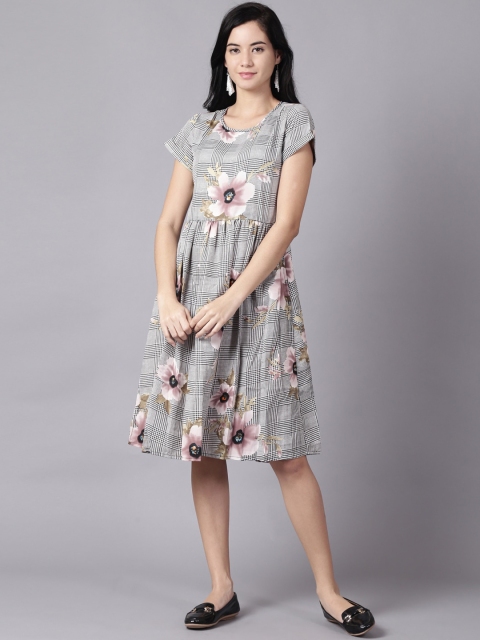 

AASI - HOUSE OF NAYO Black Floral Crepe Dress