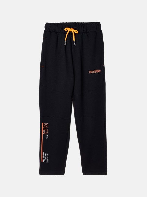 

Monte Carlo Boys Black Solid Track Pants