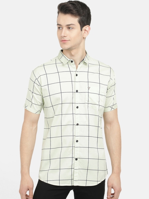 

V2 Value & Variety Men Green Slim Fit Checked Casual Shirt