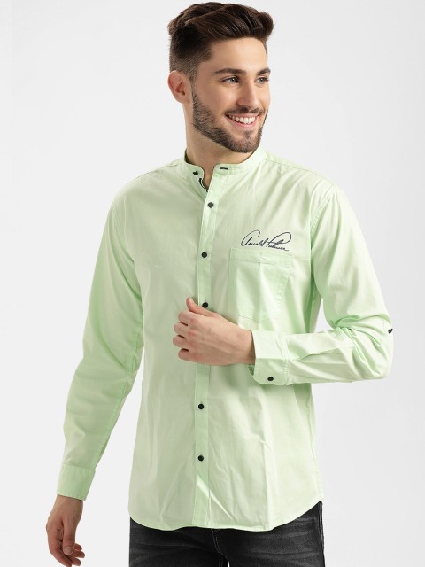

V2 Value & Variety Men Green Casual Shirt