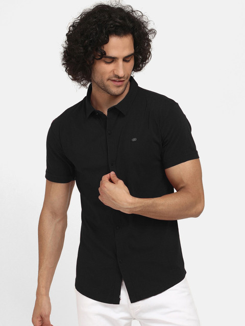 

V2 Value & Variety Men Black Casual Shirt