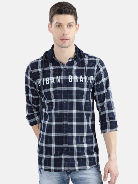 

V2 Value & Variety Men Blue Checked Casual Shirt