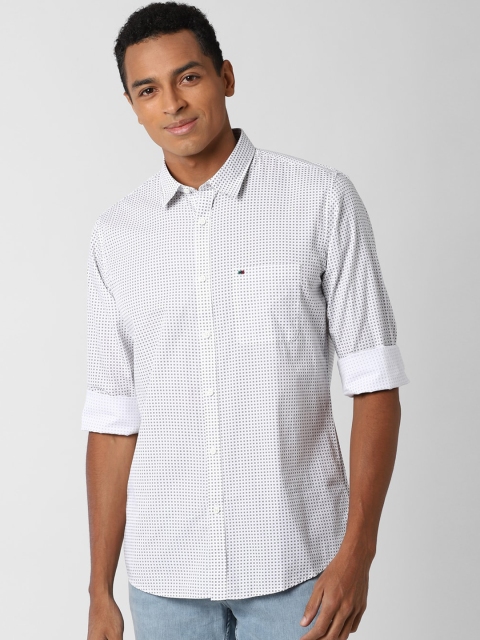 

Peter England Casuals Men White Slim Fit Opaque Printed Pure Cotton Casual Shirt