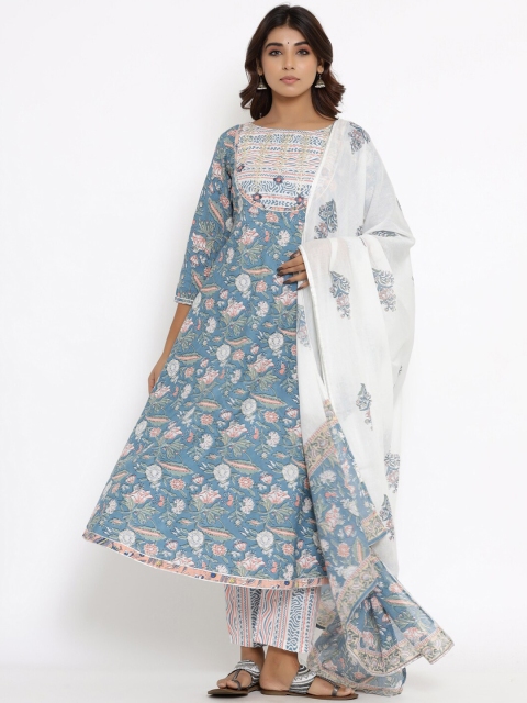 

Silai Bunai Women Blue & White Floral Printed Hand Worked Yoke Cotton Kurta Set