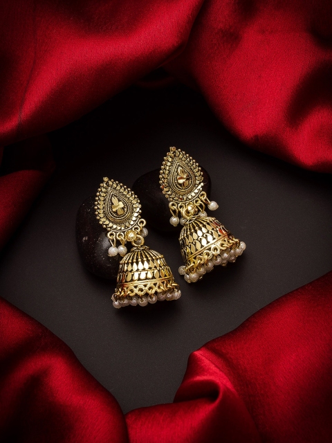 

aadita Gold-Toned Handcrafted Dome Shaped Jhumkas Earrings