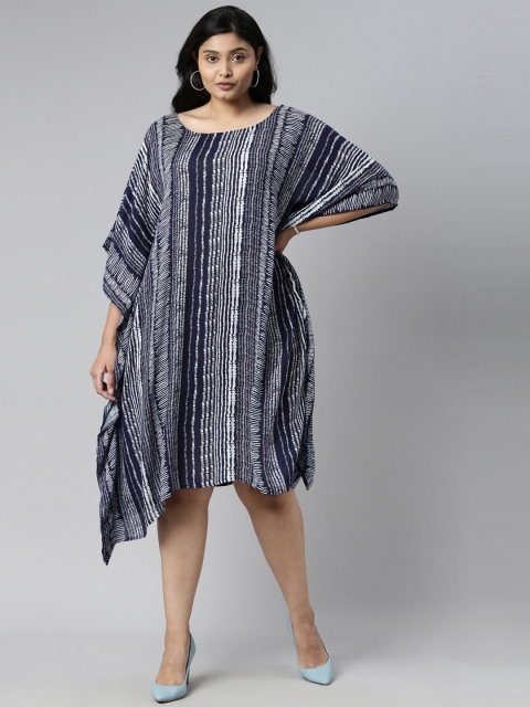 

The Pink Moon Plus Size Navy Blue & White Batik Print Kaftan Dress