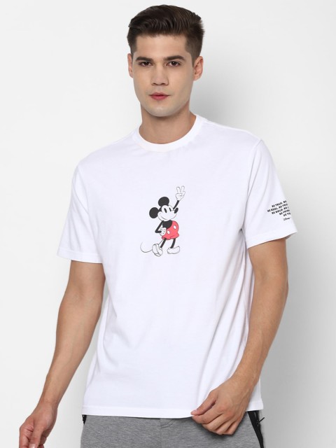 

AMERICAN EAGLE OUTFITTERS Men White Mickey Mouse Printed T-shirt