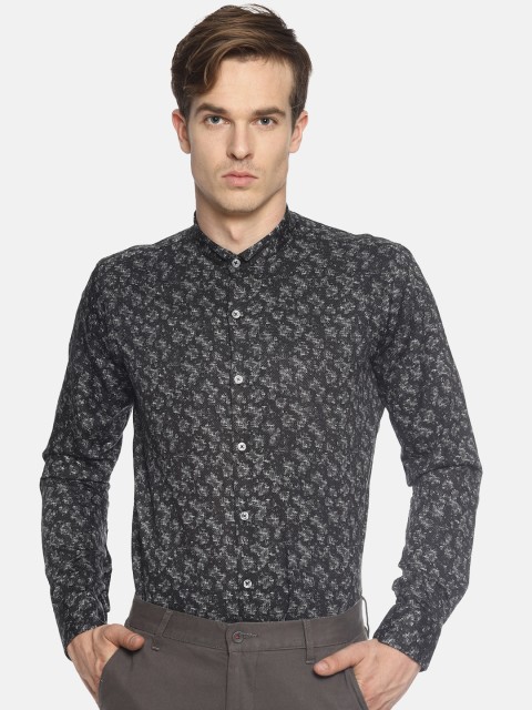 

COUPER & COLL Men Black Slim Fit Printed Casual Shirt