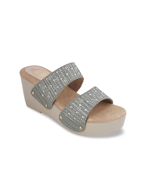 Stelatoes Women Grey & Beige Embellished Sandals, Green