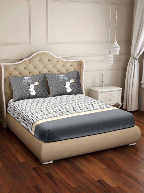 

BELLA CASA Grey & White Geometric 250 TC King Bedsheet with 2 Pillow Covers