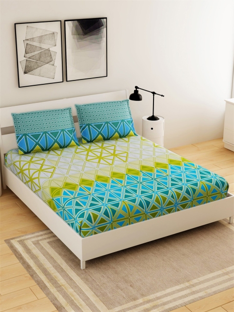 

Salona Bichona Green & White Geometric 144 TC Queen Bedsheet with 2 Pillow Covers