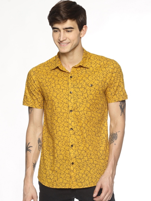 

COUPER & COLL Men Yellow Slim Fit Printed Casual Shirt