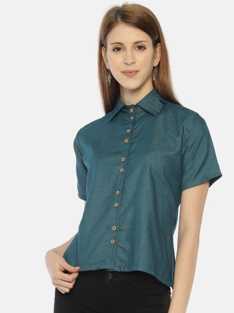 

COUPER & COLL Teal Green Shirt Style Back Cut-Outs Top