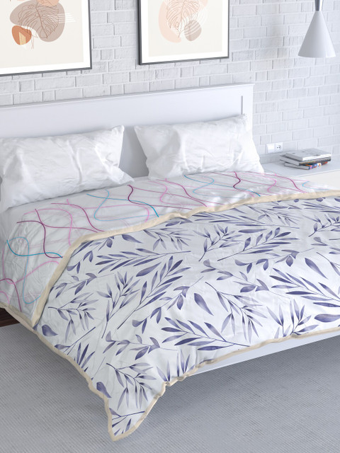 

MAYFAIR HOMES LONDON Purple & White Floral Mild Winter 210 GSM Double Bed Dohar